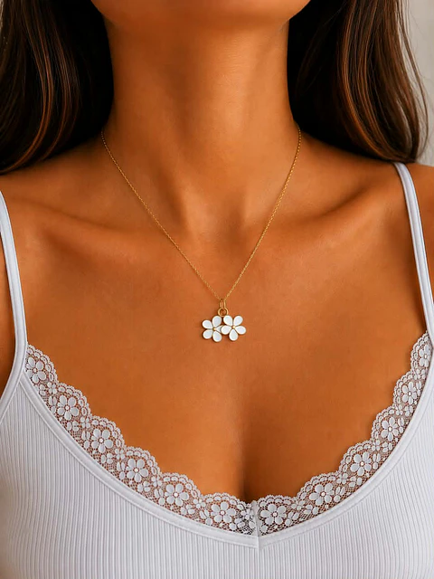Fio dourado c/2 flor branca 