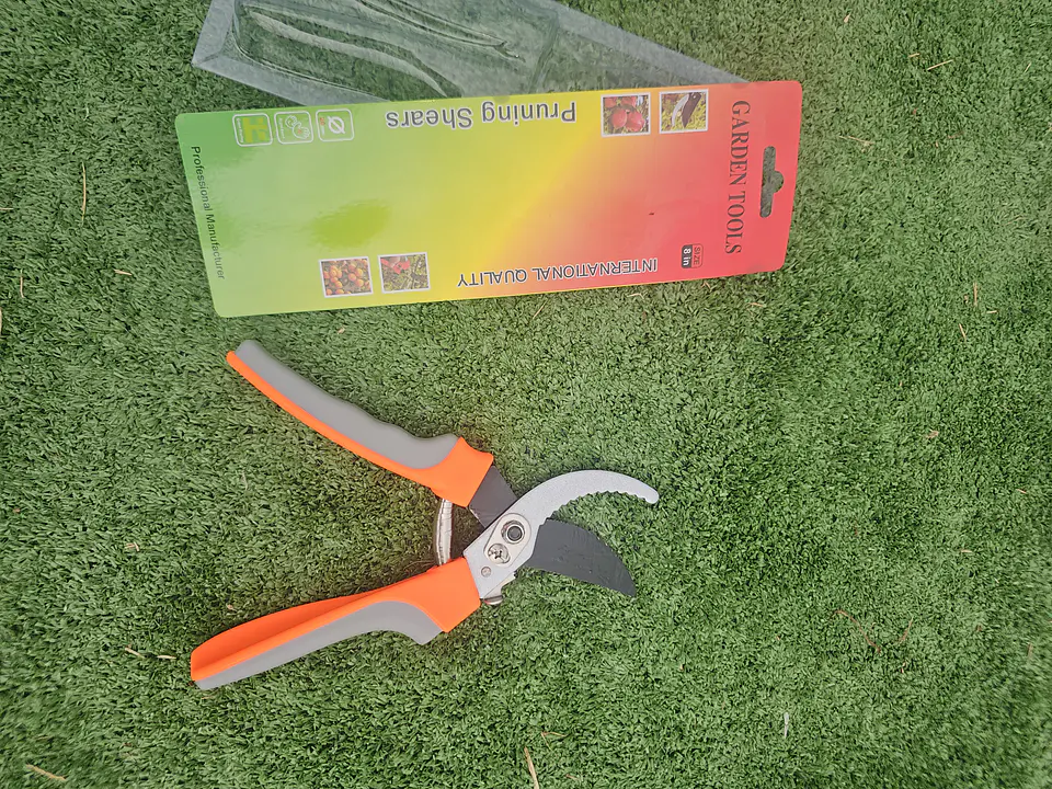 Tesoura de poda jardim 4