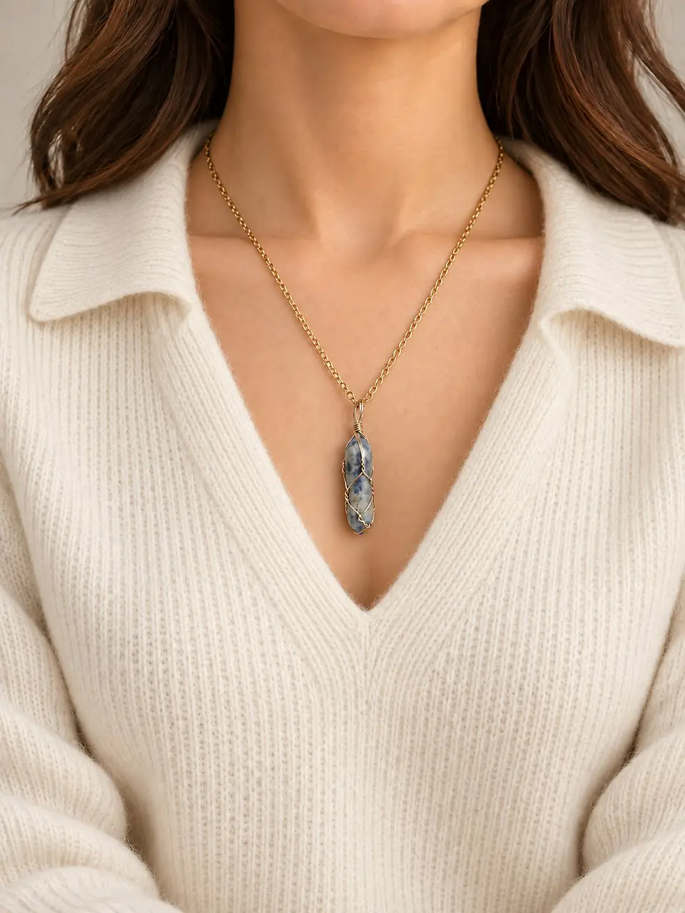 ✨ Colar com pedra sodalite 1