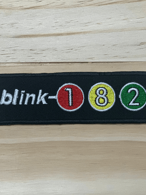 Emblema Bordado Blink-182 – Take Off Your Pants and Jacket