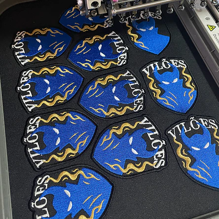 Emblemas Bordados Personalizados 6
