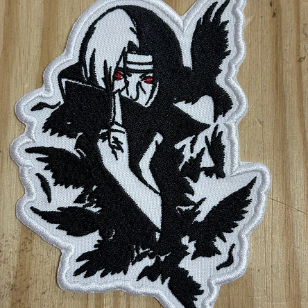 Emblema Bordado Naruto - Itachi Uchiha e Corvos 1