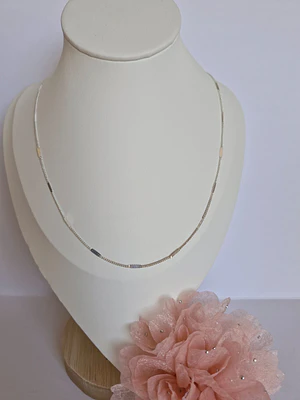 Cadena de plata con Estaciones de Barra