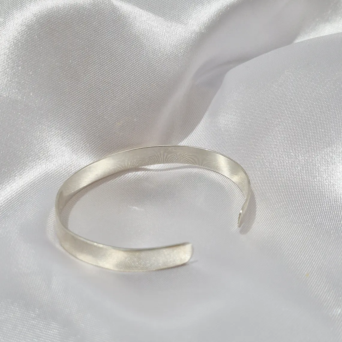 Brazalete de Plata 950 estilo Morrigan 1