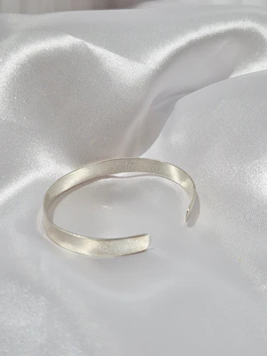 Brazalete de Plata 950 estilo Morrigan