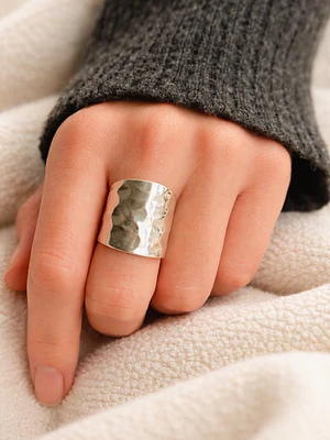 Anillo de plata 950 estilo repujado 