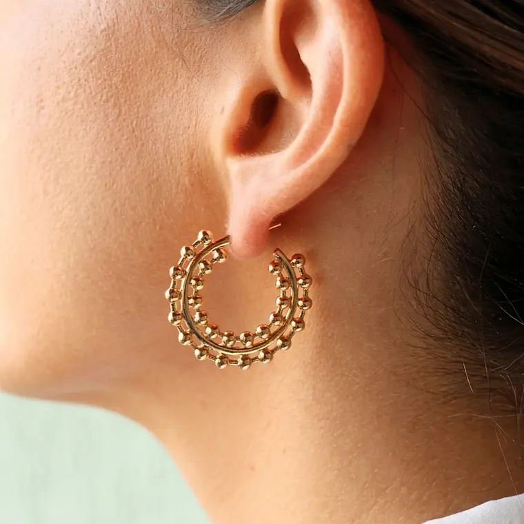 Aros estilo caracol baño de oro 2