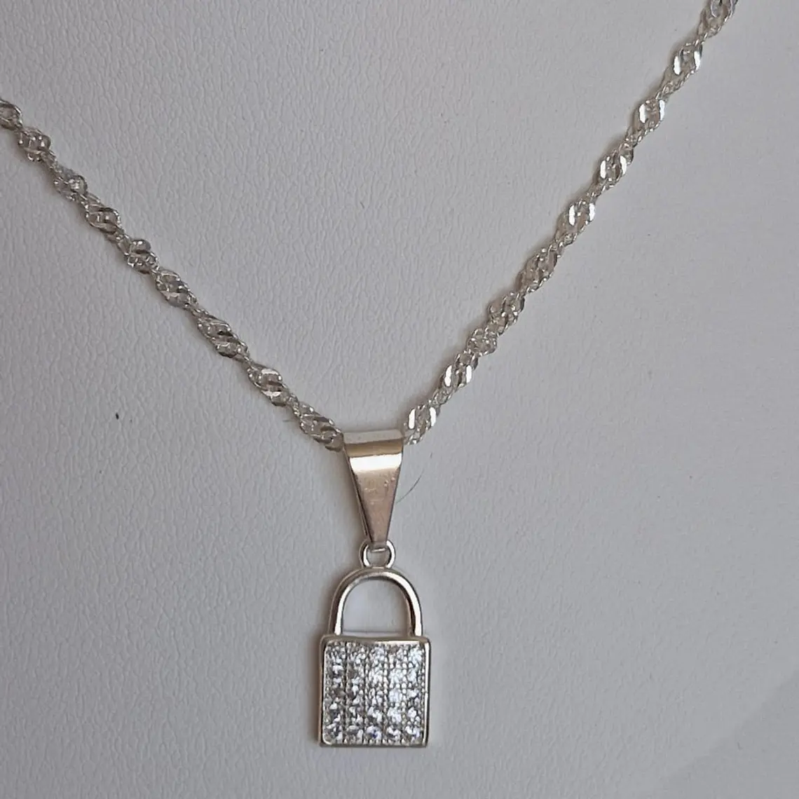 Collar plata 925 con colgante candado 2