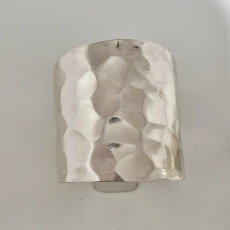 Anillo Plata 950 Repujado  1