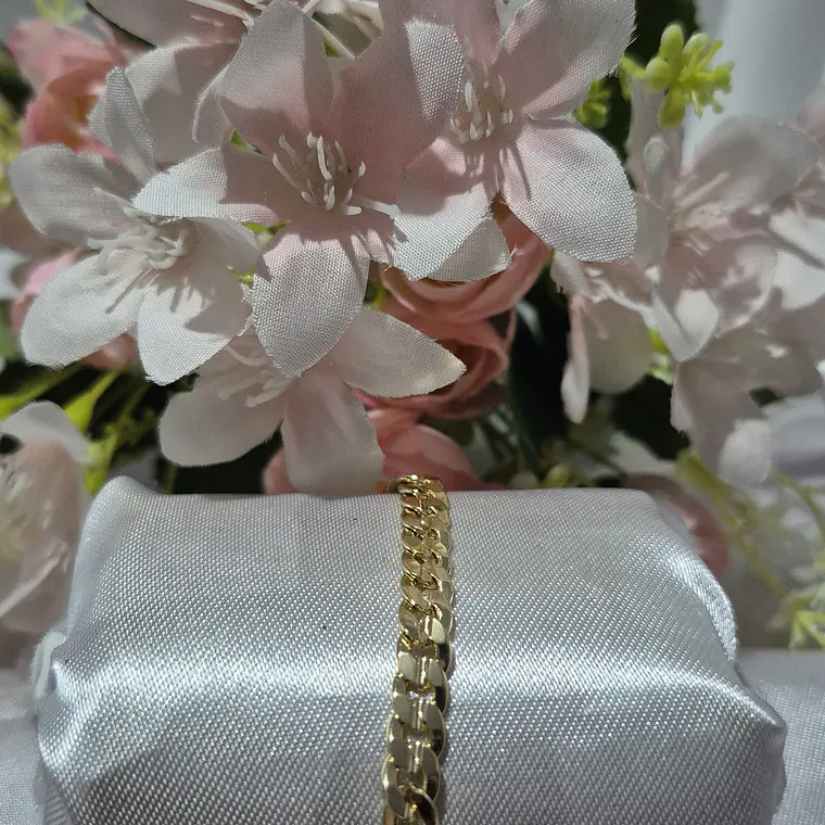 Pulsera Cadena Cubana Dorada 1