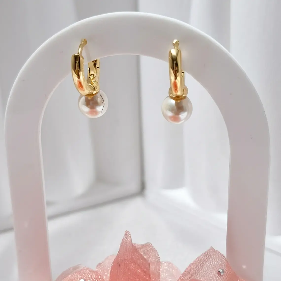 Aros enchapados en Oro con Perla Colgante 1