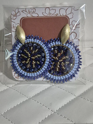 Aros circulares Alambrismo Bañado en Oro Mostacillas Azules