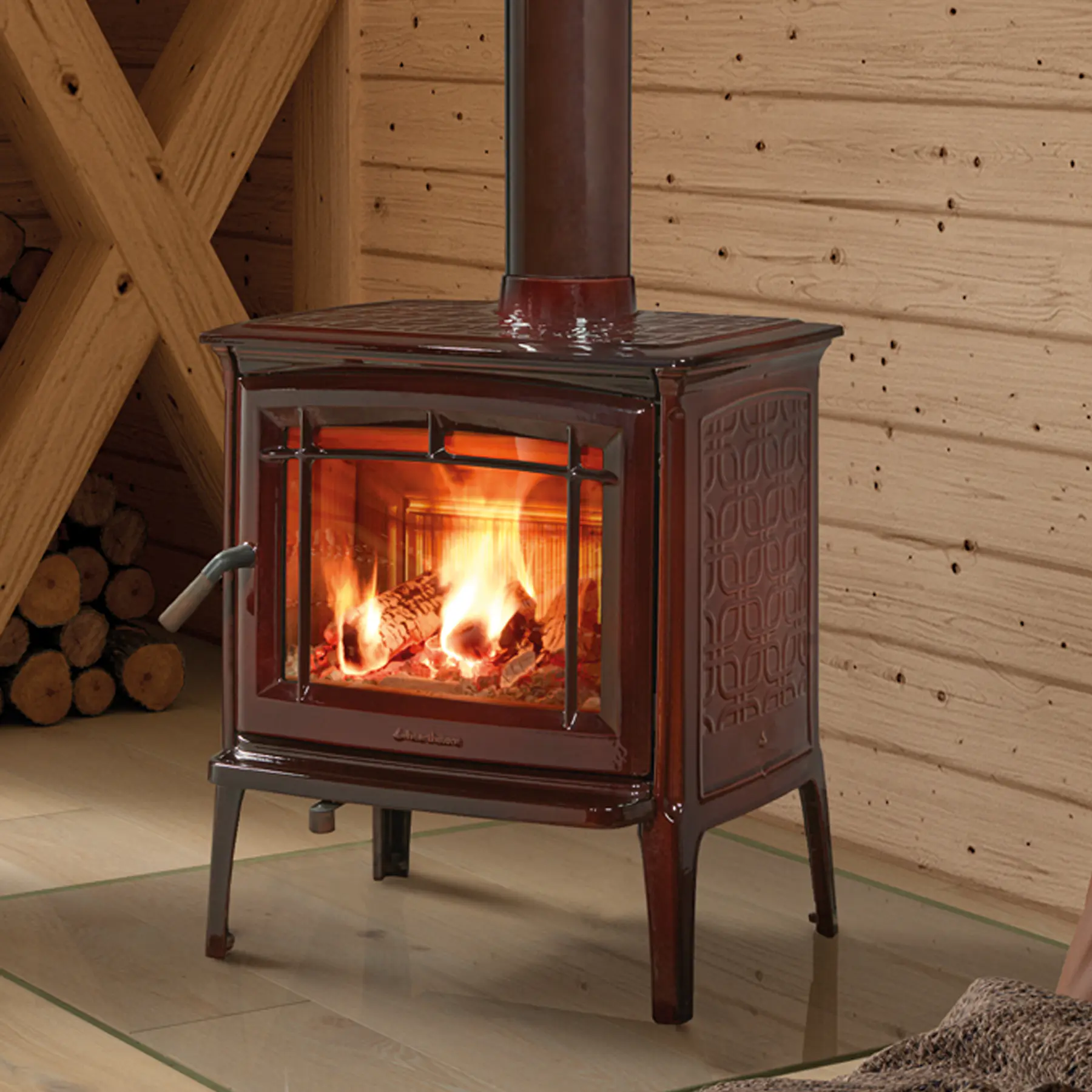 Estufa a leña Hergom Shelburne 25 kW Marrón