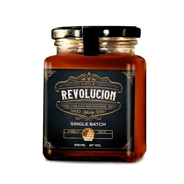 Whisky single batch Revolucion 650 ml