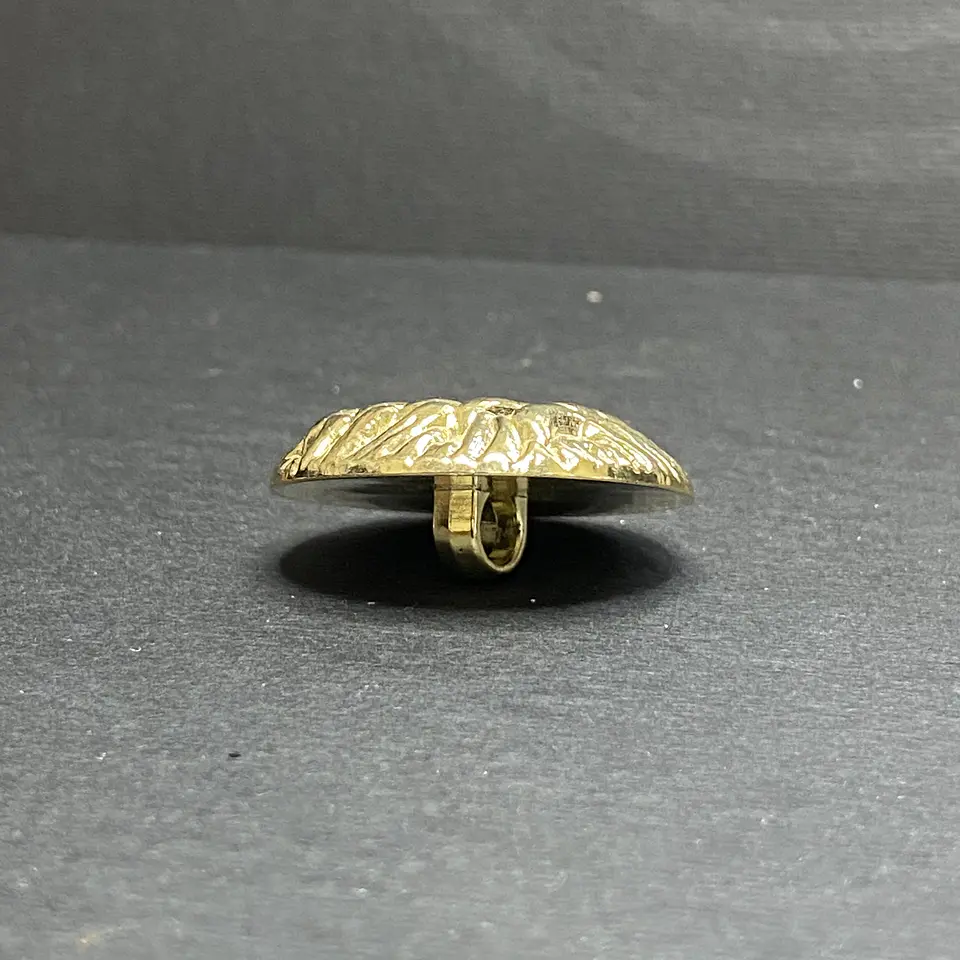 Botón Metalizado Dorado Fantasía en Sets de 10 Unidades 5