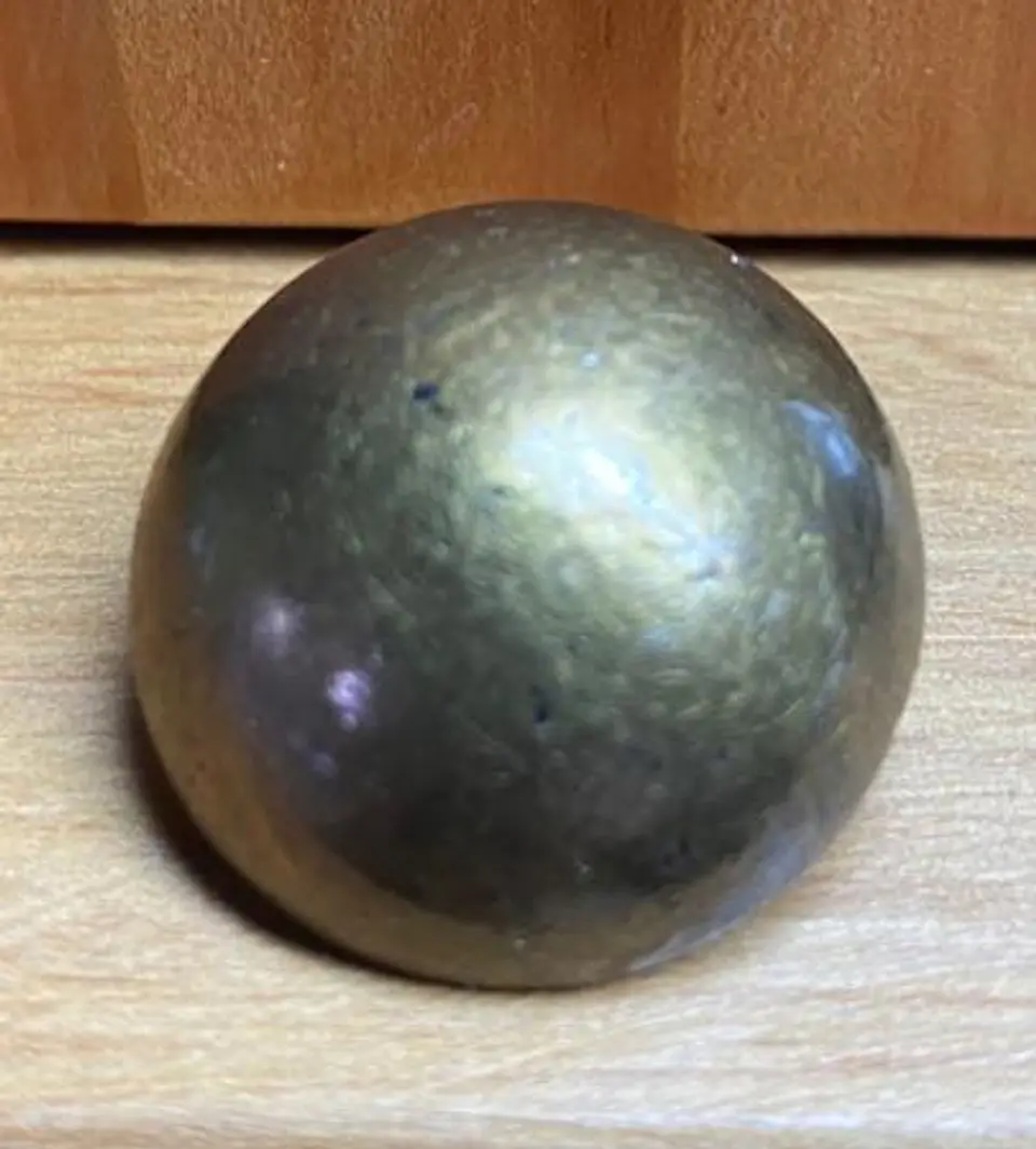 Botón Metalizado Bronce Fantasía en Sets de 10 Unidades 4