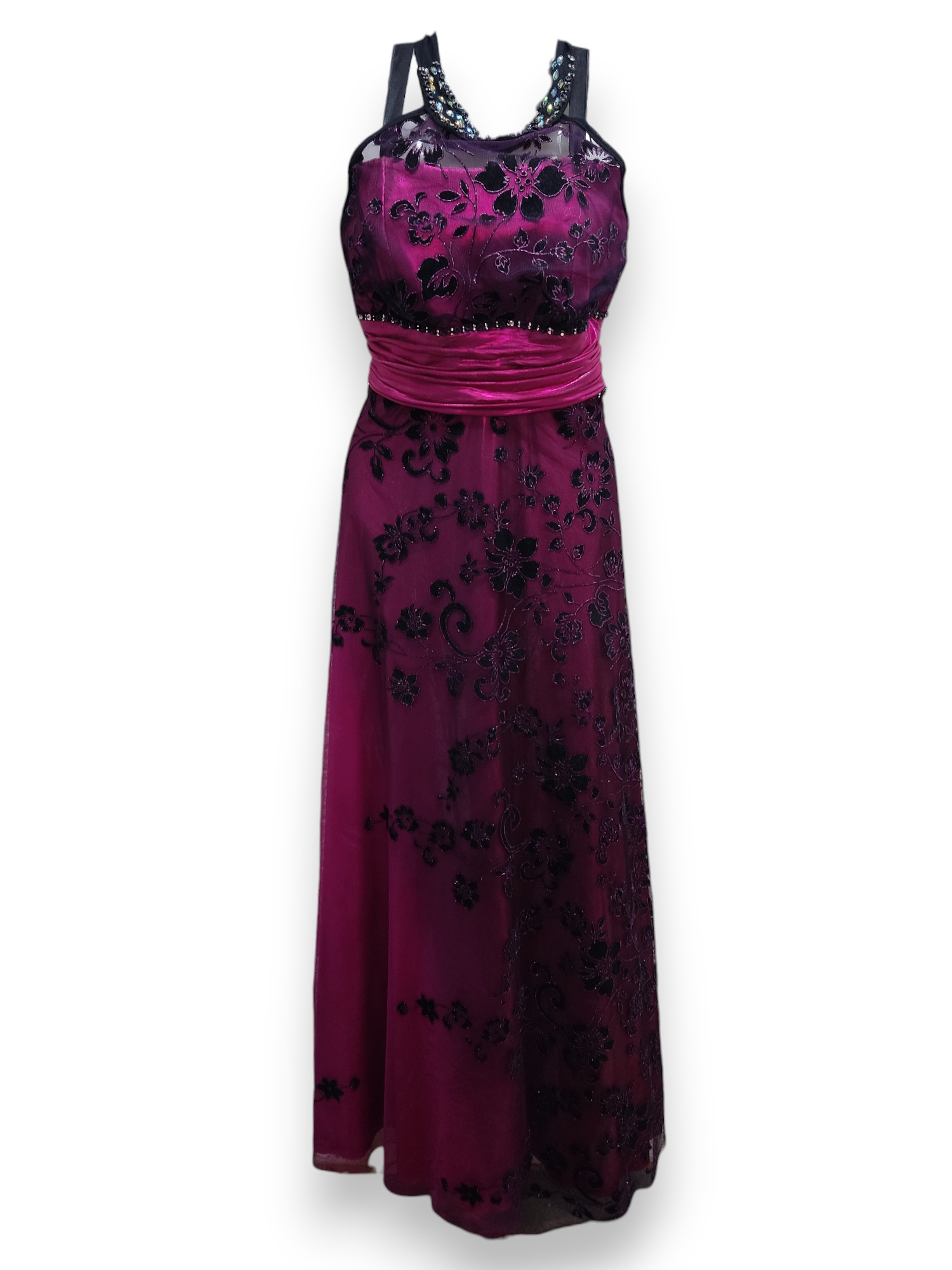 Vestido fucsia con negro encajes