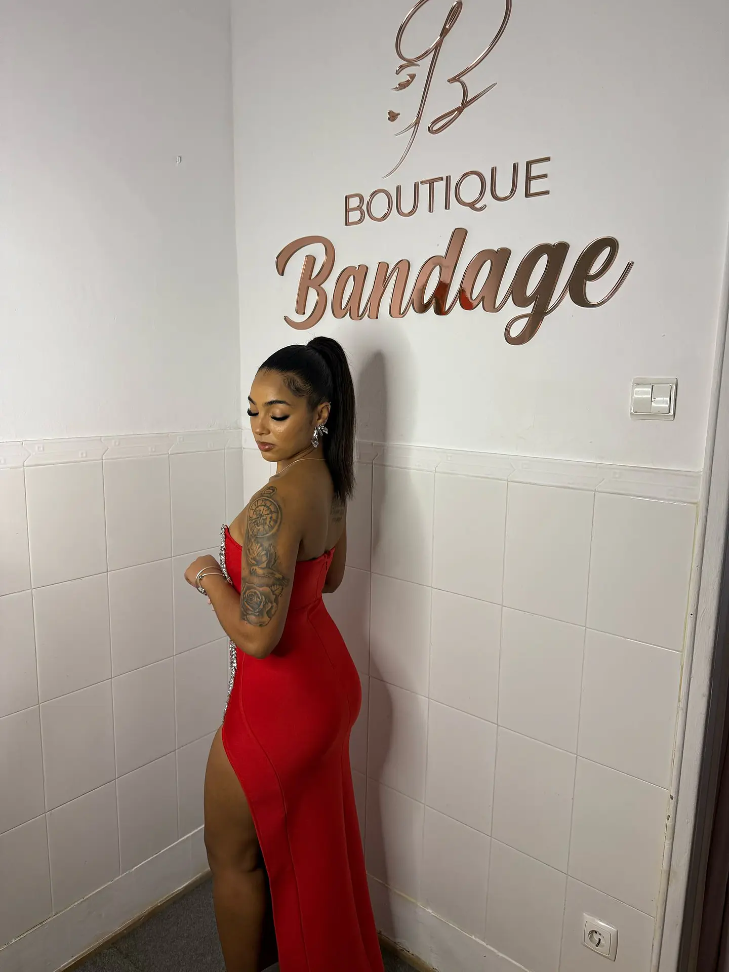 Valentine Midi Dress  2