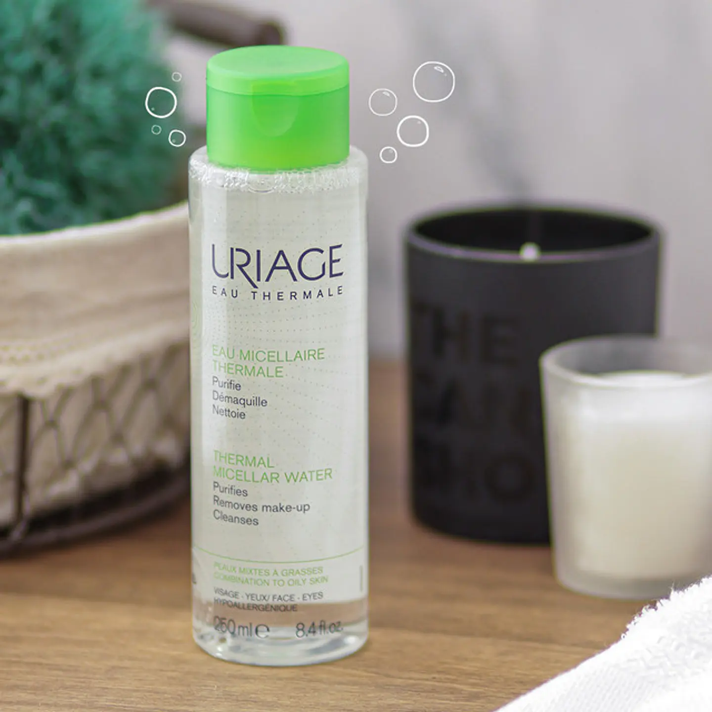 Agua Micelar Termal Piel Mixtas A Grasa 250ml ¿Tu piel presenta exceso de brillo, poros dilatados o imperfecciones? 1