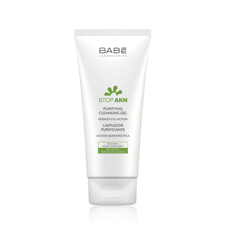 Stop AKN Limpiador Purificante ¿Tu piel se siente grasa, propensa a brotes de acné o con exceso de brillo, incluso después de limpiarla? 2