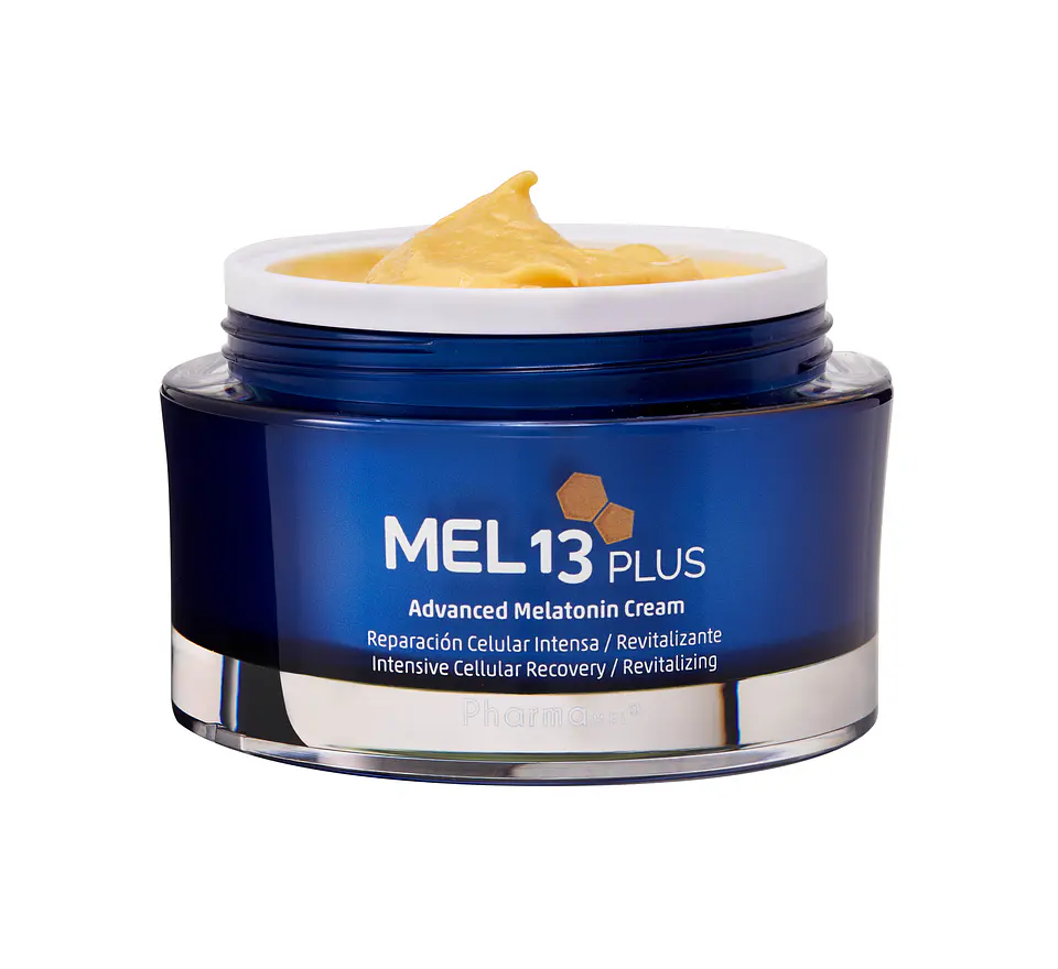 MEL 13 Plus Advanced Melatonin Cream ¿Sientes que tu piel está perdiendo su elasticidad y se ve más opaca con el paso de los años? 1