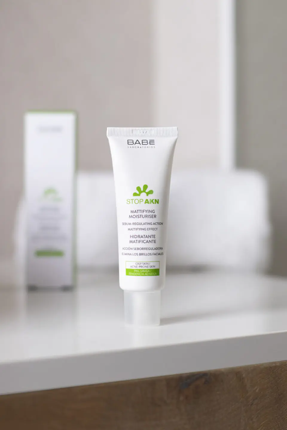 Stop AKN Hidratante Matificante 50ml 2