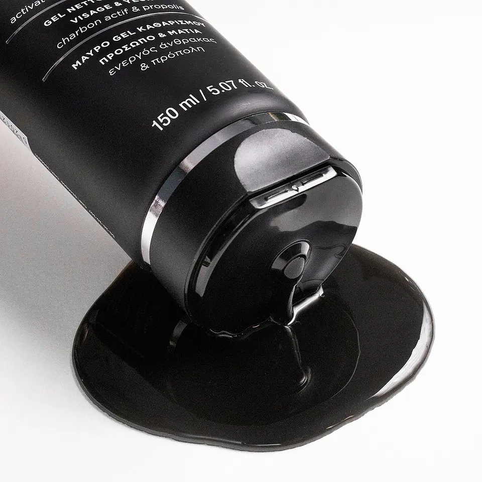GEL LIMPIADOR BLACK DETOX APIVITA 2
