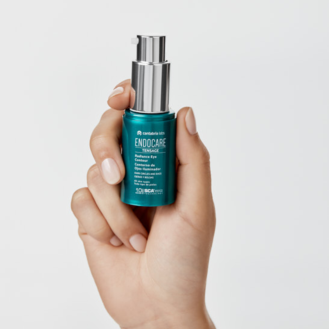 Endocare Tensage Contorno De Ojos ¿Los signos de cansancio y líneas finas en tus ojos te hacen sentir más vieja de lo que eres? 1