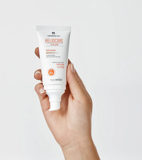 Heliocare Gelcream Color Light SPF50 – Fotoprotección con Color y Acabado Natural