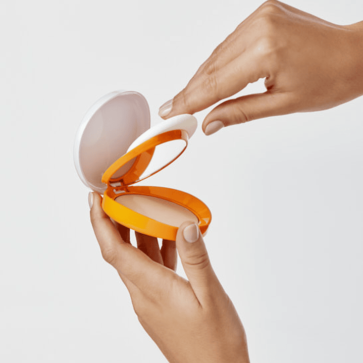 Heliocare 360° Oil-Free Compact Beige SPF50+ 1