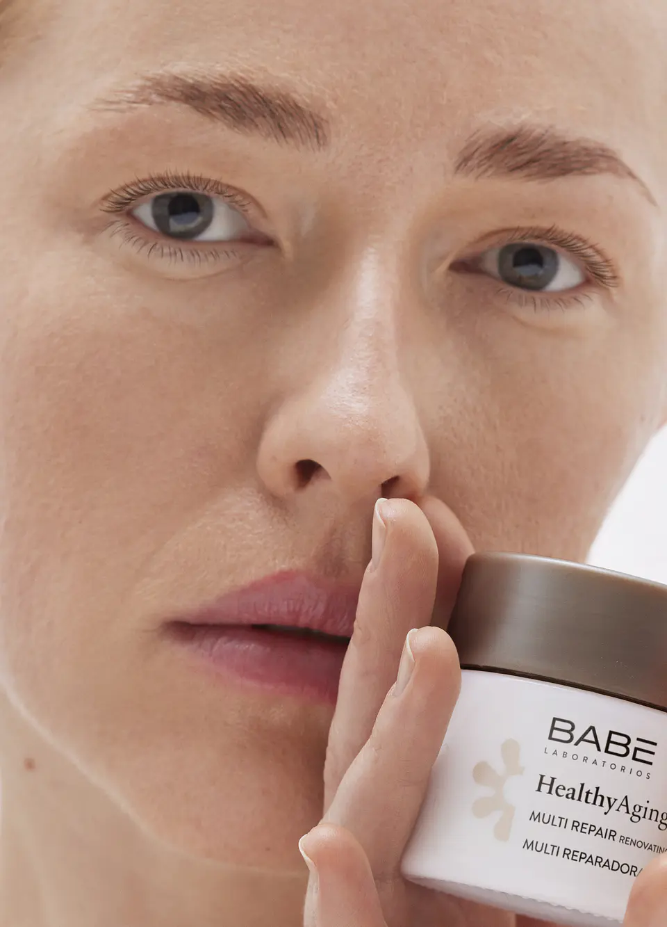 Healthy Aging Crema Multi Reparadora Renovadora de noche  3