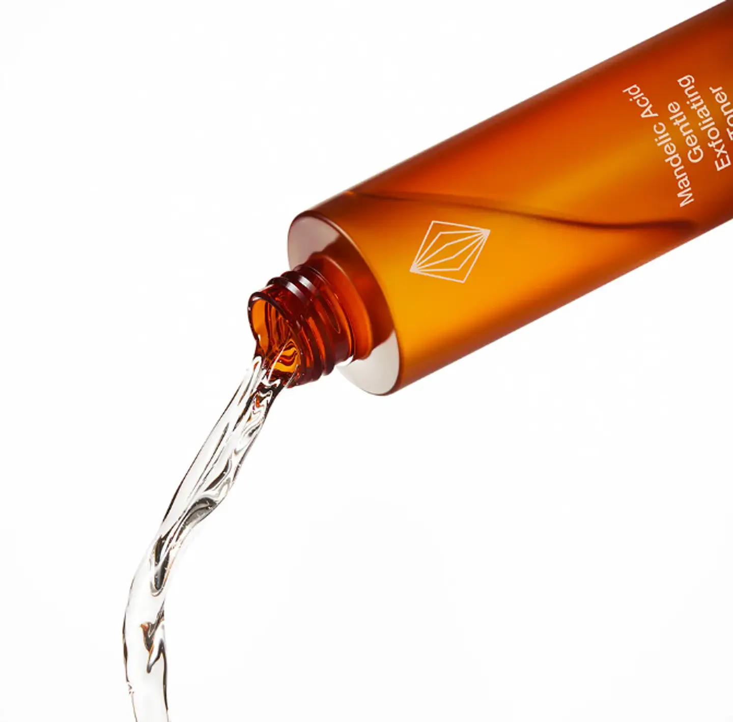 Tónico exfoliante Mandelico ¿Cansada de que tu piel se sienta áspera, opaca o congestionada sin importar cuántos productos pruebes? 2