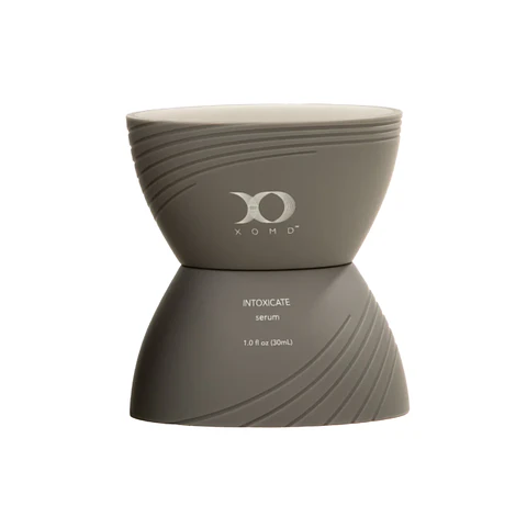 Intoxicate Serum XOMD – Sérum Antioxidante Neurocosmético para Luminosidad, Piel Uniforme y Confianza