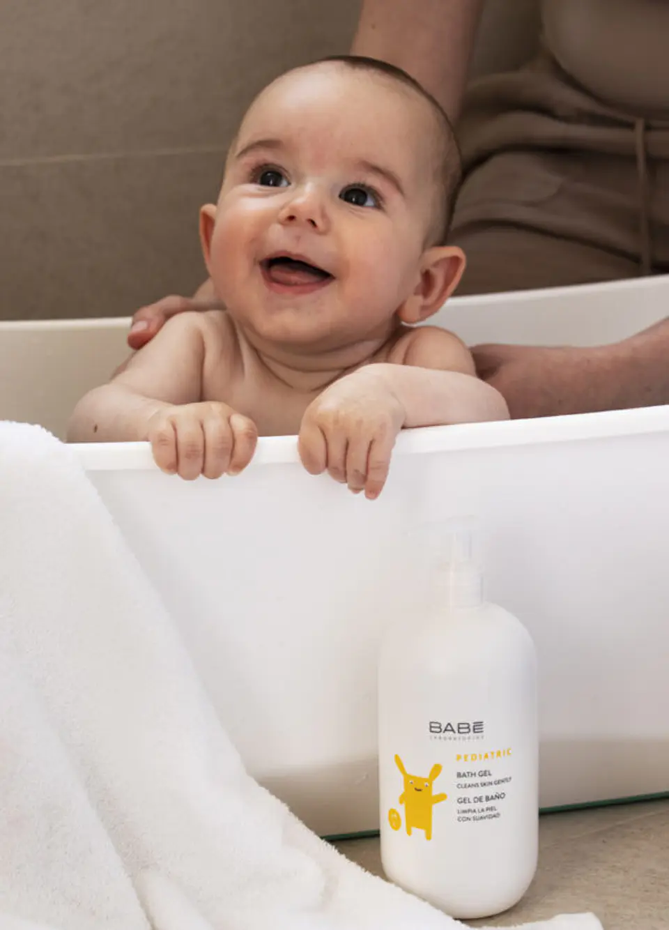 Gel de Baño Pediátrico BABÉ | Gel limpiador suave para bebés y niños 500 ml 2