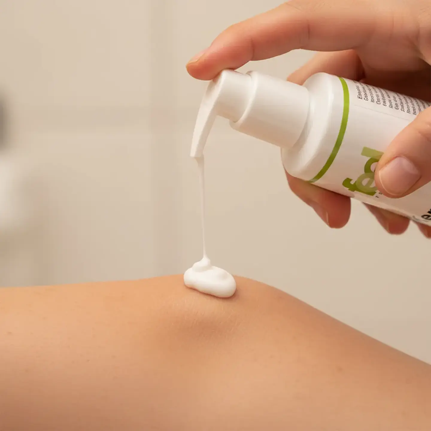 KERAPIL FEELDERM Emulsión Queratorreguladora 200 ml | Piel seca, rugosa y con tendencia a queratosis pilaris 2