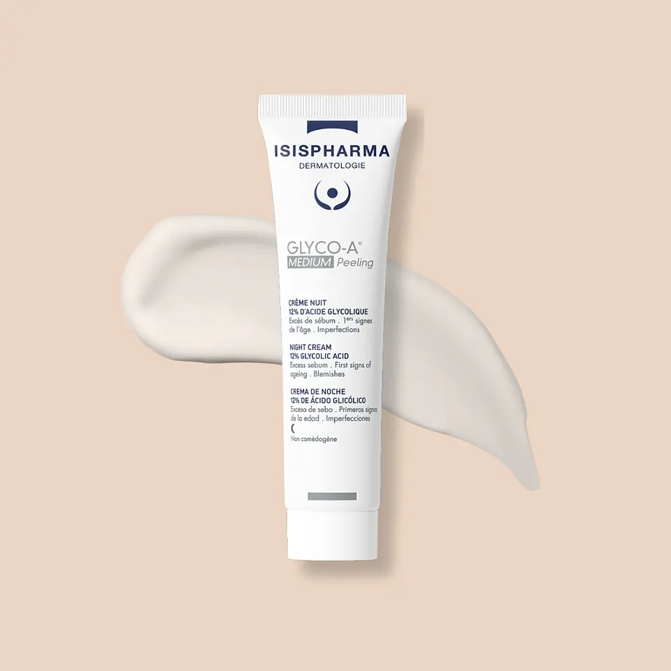 GLYCO-A MEDIUM Peeling 12% 30 Ml ¿Tu piel presenta exceso de sebo, primeras líneas de expresión o imperfecciones que afectan su apariencia? 1