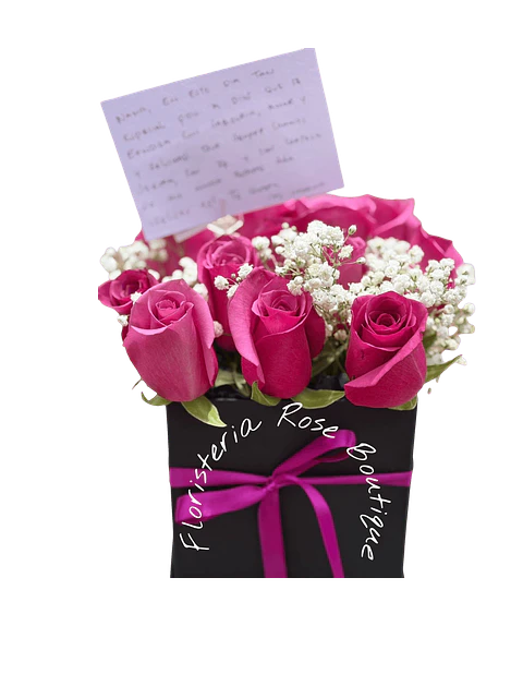 Caja Cuadrada de 12 Rosas Moradas