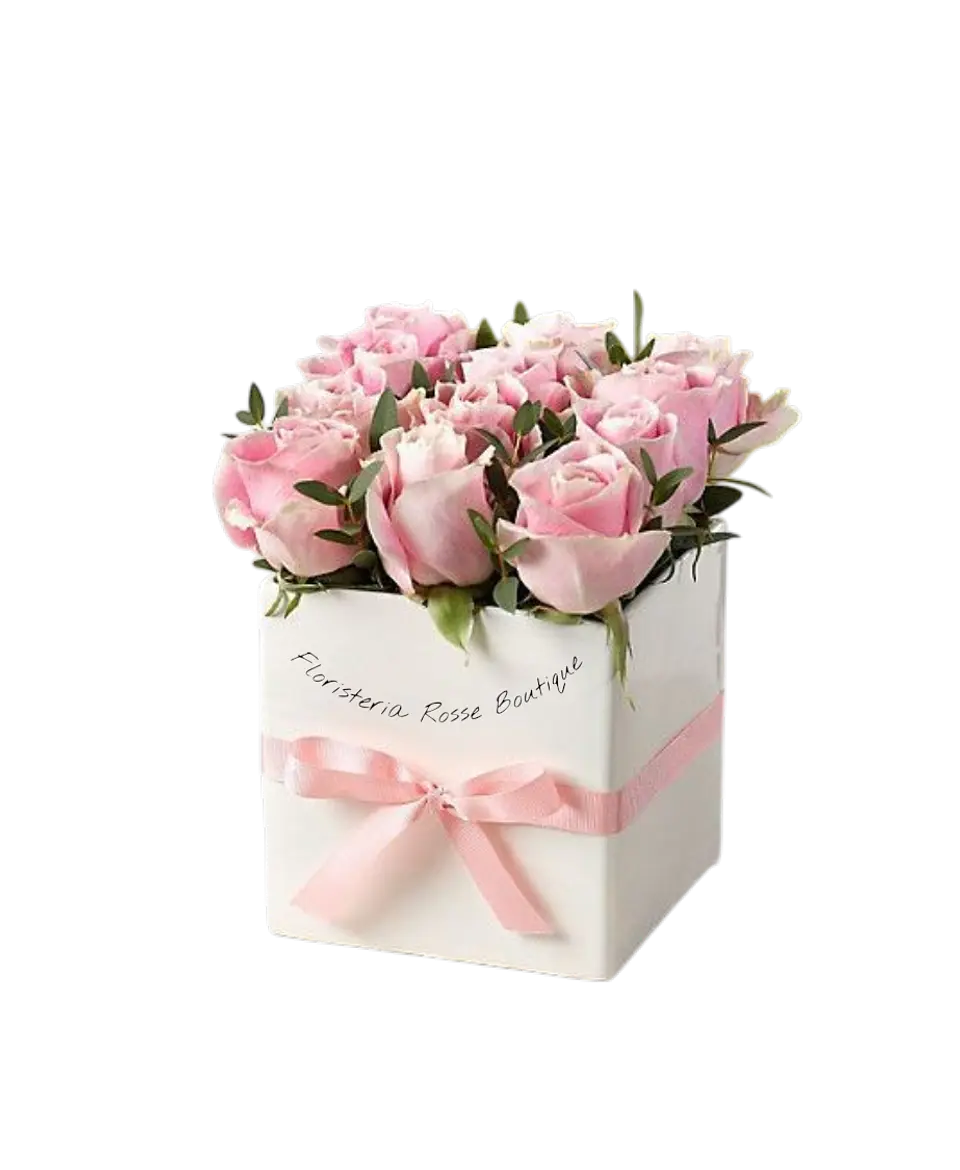 Caja Blanca de 12 Rosas Rosadas 1