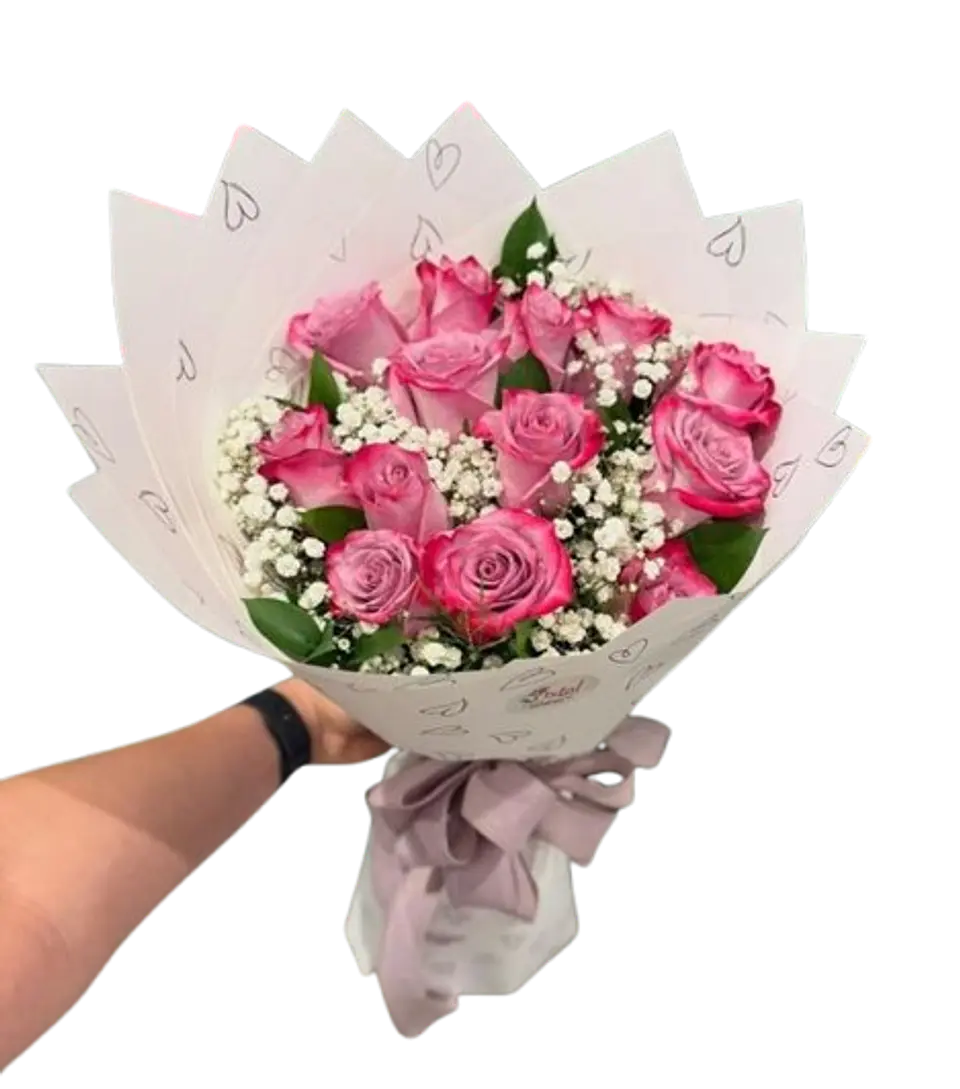 Un Bouquet de 12 Rosas Moradas 1