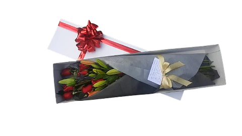 Caja Encanto de Lirios y Compañía