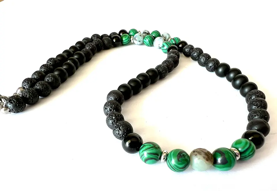 Collar de piedras naturales y semipreciosas 2