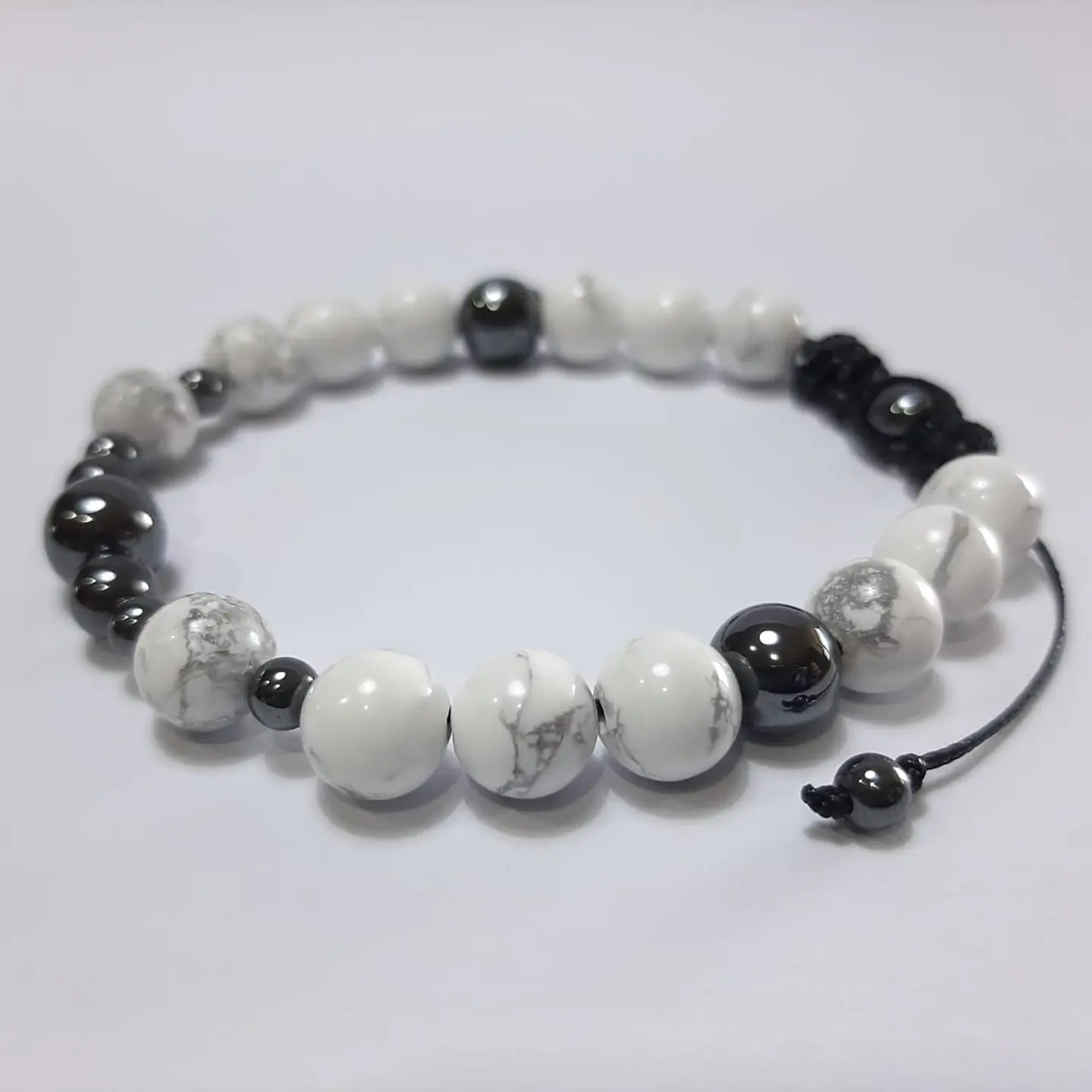 Pulsera Colección Hematita & Howlita 3