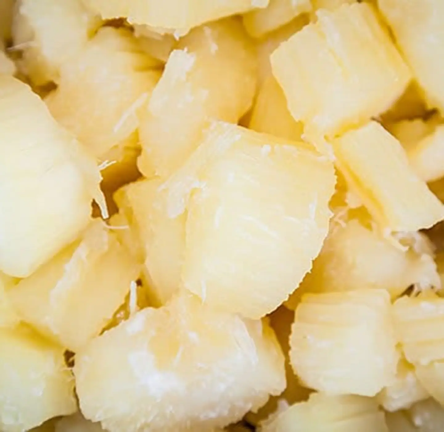 Mandioca em Pedaços (Pré Cozida) 1kg 1