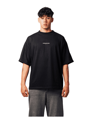 POLERA OVERSIZE NEGRA 