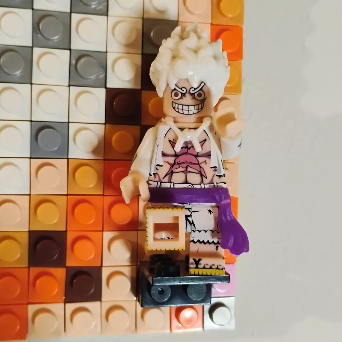 Cuadro pixel art Luffy Gear 5 - One Piece - 1024 piezas ARMADO 2