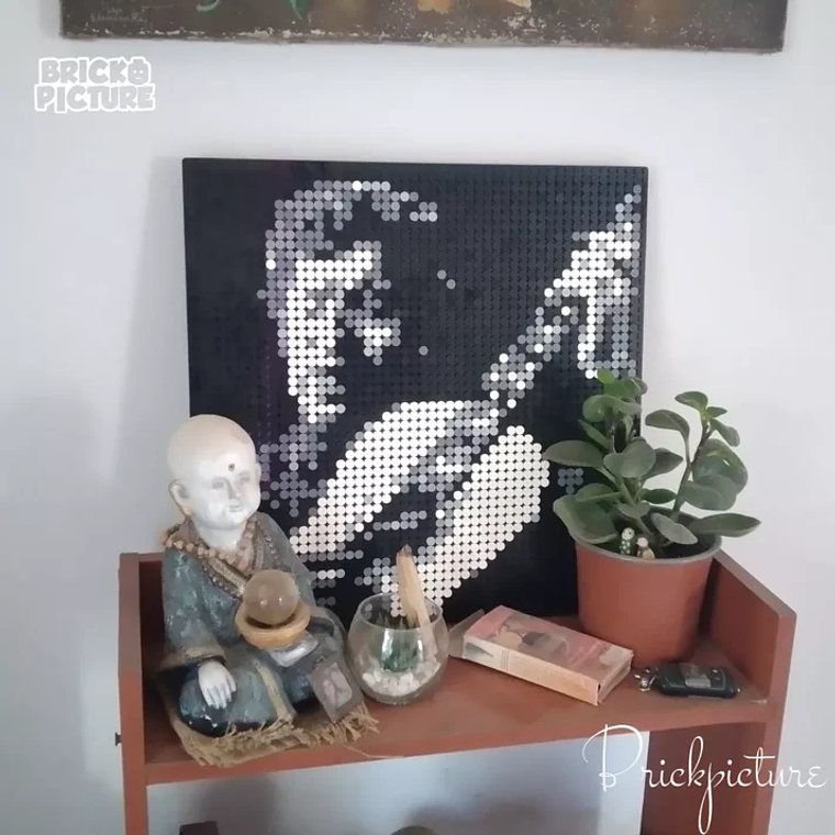 Retrato Pixel Art de Víctor Jara – Mosaico en 2500 Piezas | Diseño ARMADO 2