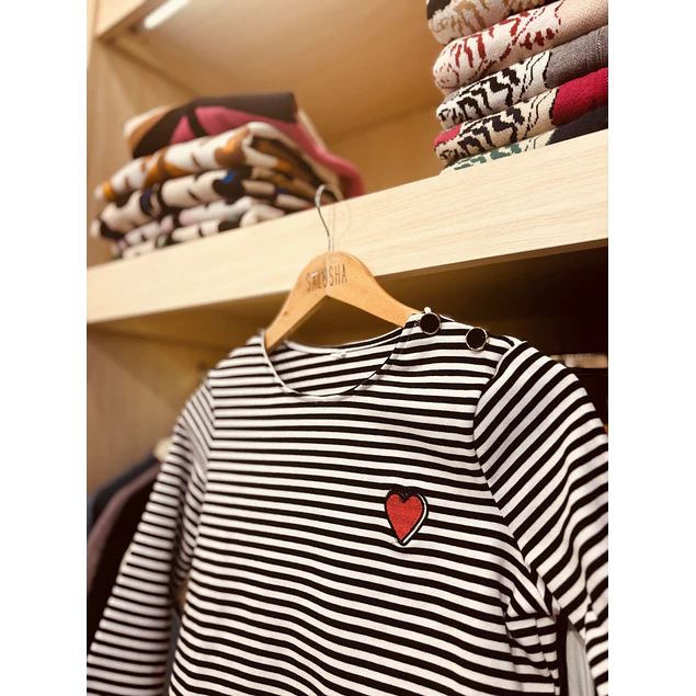 Remera Merci