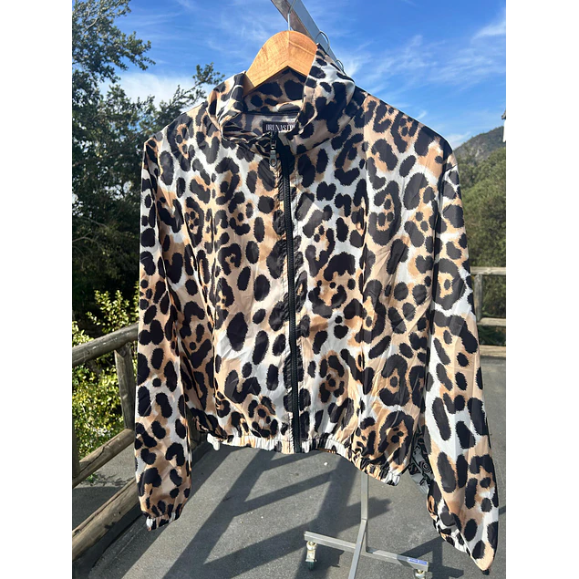 Campera Cotaviento Animal Print