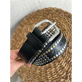 Cinturón Tachas Negro