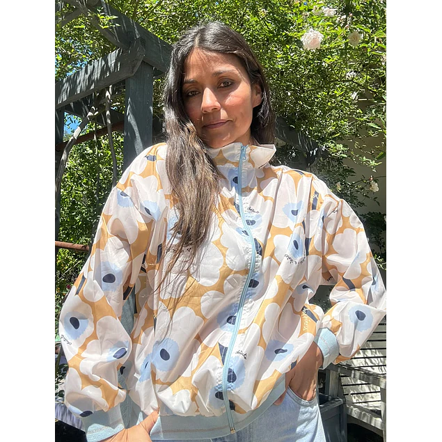 Campera Rompeviento Margarita